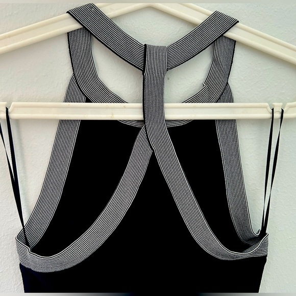 Zara Body Con Dress with Y Back - Picture 3 of 5